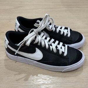 Nike Blazer Low ‘77 Big Kids Size 3.5Y